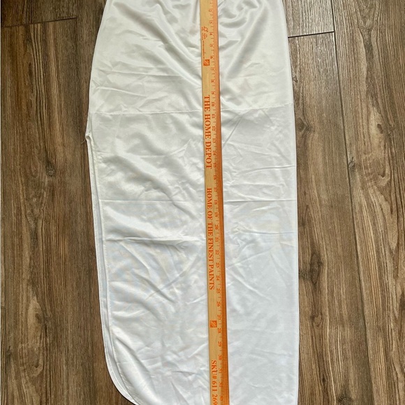 David’s Bridal white long slit control top slip size M - Picture 5 of 8